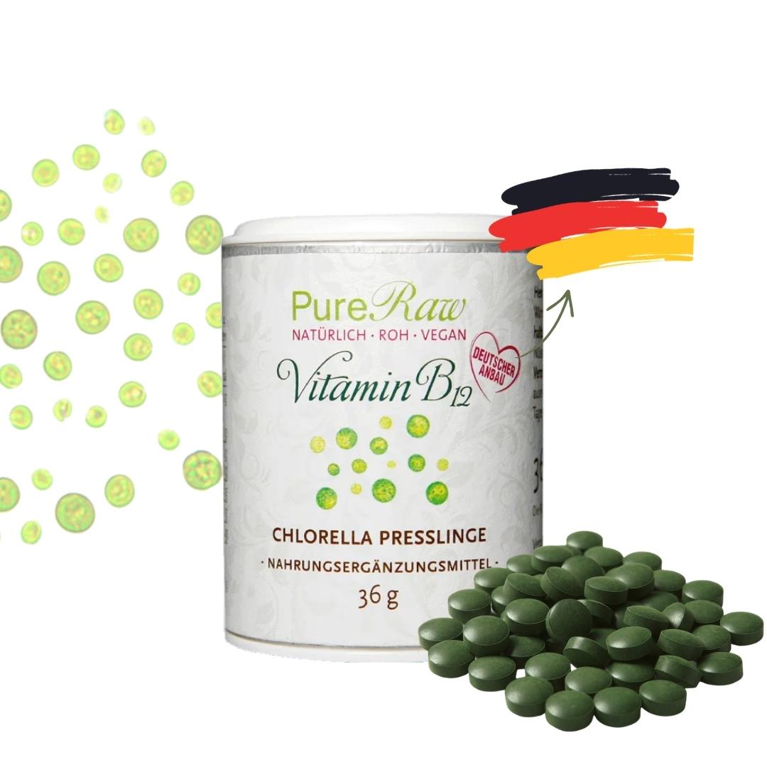 PureRaw Vitamin B12 Chlorella Presslinge mit grünen Presslingen neben der Dose